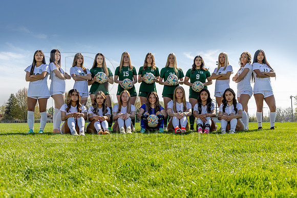 Boylan Varsity Girls Soccer Team and Senior Shoot 4-25-2024-0016