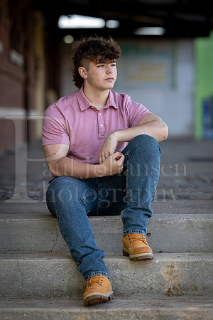 Jayden Vecchione Senior Images 5-3-2024-0192
