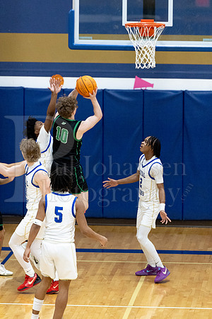 Rockford Christian Boys Varsity Basketball vs Rock Falls 2-7-2025-0857