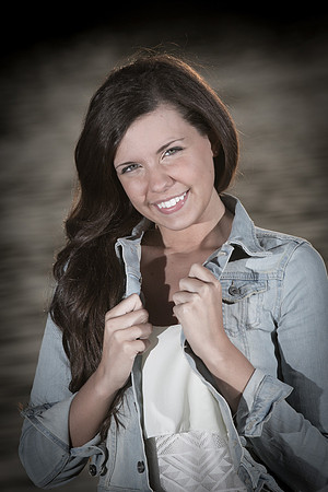 Alyssa Evett Senior Images 5-18-2014-4138