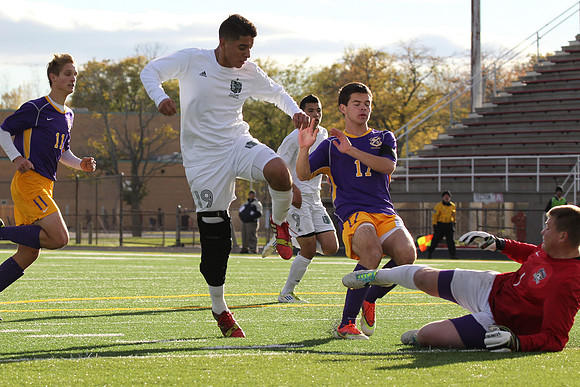 Boylan Varsity Boys Soccer vs Hononegah Regional Final 10-26-2013-4610