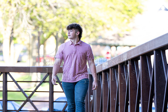 Jayden Vecchione Senior Images 5-3-2024-0165