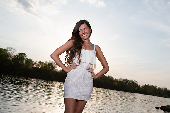 Alyssa Evett Senior Images 5-18-2014-4116