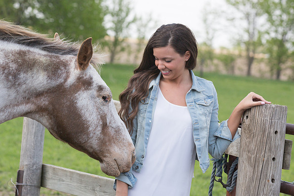 Alyssa Evett Senior Images 5-18-2014-3903