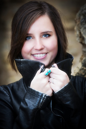 Hannah Klint Senior Images 3-21-2014-4693_Pe1