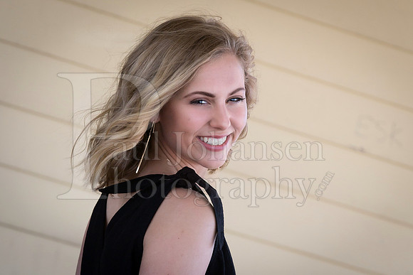 Annie Cyrs Senior Images 4-24-2018-0043_pp