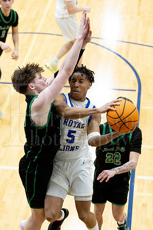 Rockford Christian Boys Varsity Basketball vs Rock Falls 2-7-2025-0841
