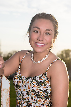 Sophia Dieckhaus Senior Images 5-10-2014-3312_PE