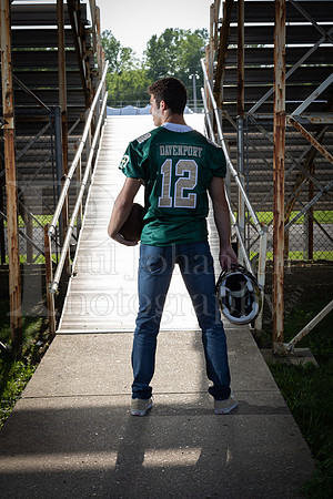 Nick Davenport Senior Images 8-4-2022-0075