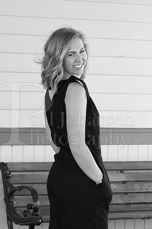 Annie Cyrs Senior Images 4-24-2018-0044-2