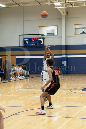 Rockford Christian Boys Varsity Basketball vs Winnebago 12-3-2022-0124