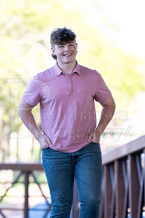 Jayden Vecchione Senior Images 5-3-2024-0177