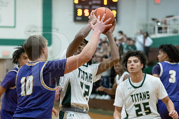 Boylan Boys Varsity Basketball vs Hononegah 2-3-2023-0397