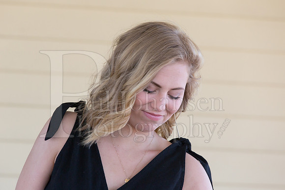 Annie Cyrs Senior Images 4-24-2018-0012