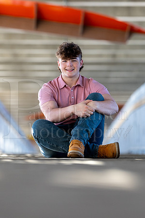 Jayden Vecchione Senior Images 5-3-2024-0126