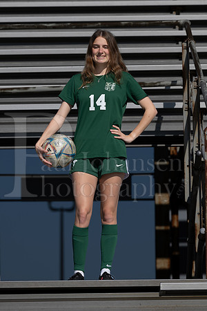 Boylan Varsity Girls Soccer Team and Senior Shoot 4-25-2024-0293