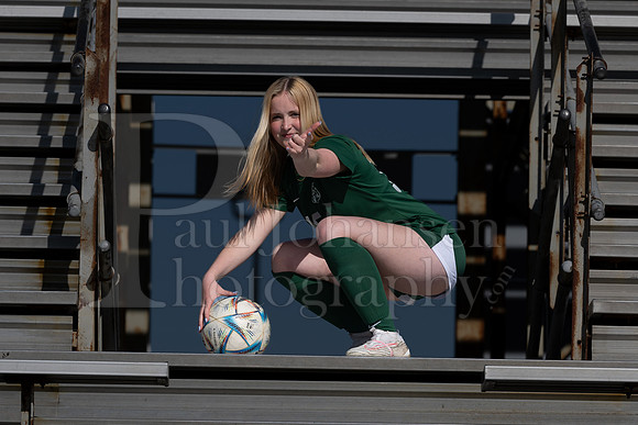 Boylan Varsity Girls Soccer Team and Senior Shoot 4-25-2024-0283