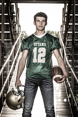 Nick Davenport Senior Images 8-4-2022-0073-2