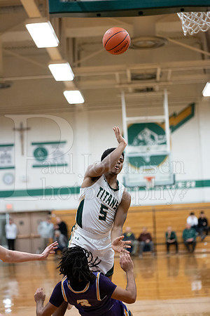Boylan Boys Varsity Basketball vs Hononegah 2-3-2023-0545