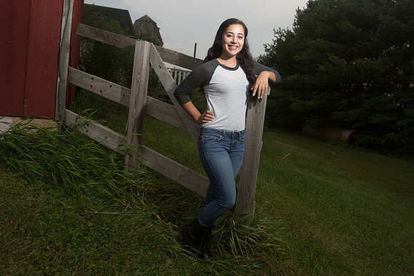 Emily Bergez Senior Images 8-10-2014-0744