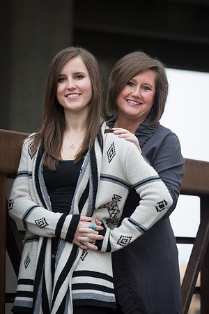 Hannah Klint Senior Images 3-21-2014-4736