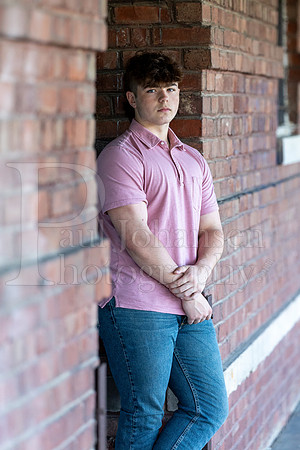 Jayden Vecchione Senior Images 5-3-2024-0213