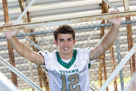 Nick Davenport Senior Images 8-4-2022-0101