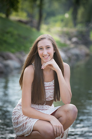 Margaret Horihan Senior Images 8-31-2013-0713