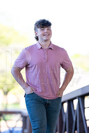 Jayden Vecchione Senior Images 5-3-2024-0182