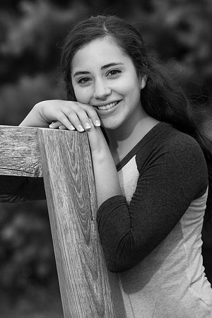 Emily Bergez Senior Images 8-10-2014-0718