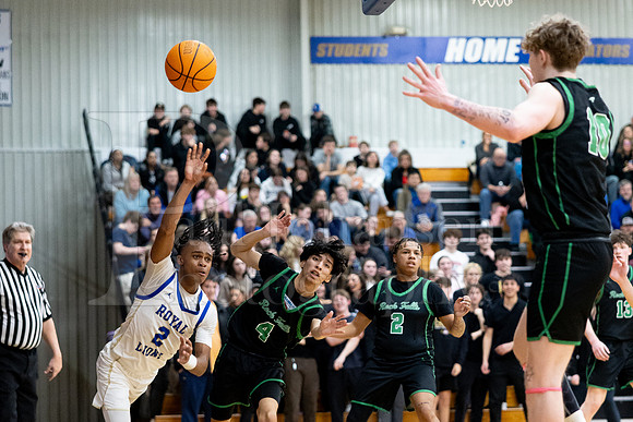 Rockford Christian Boys Varsity Basketball vs Rock Falls 2-7-2025-1258