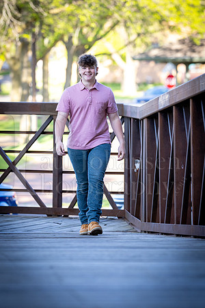 Jayden Vecchione Senior Images 5-3-2024-0156