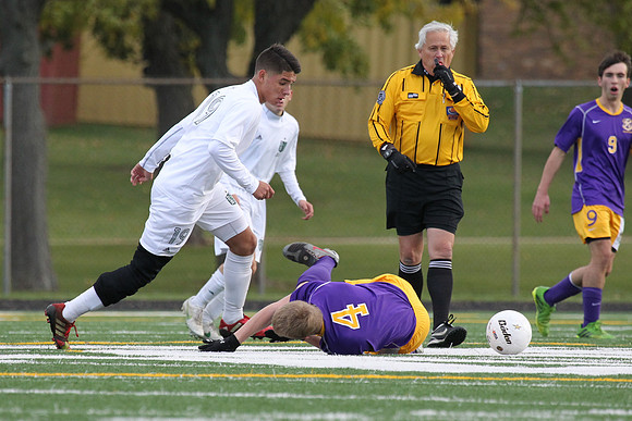 Boylan Varsity Boys Soccer vs Hononegah Regional Final 10-26-2013-4491