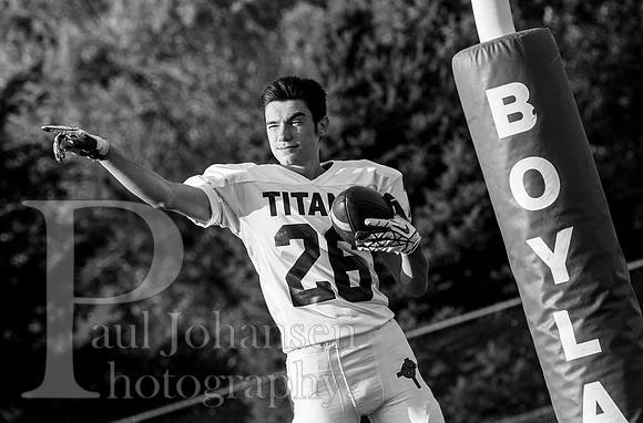 Boylan Varsity Senior Football Photo Shoot 9-27-2014-5461-2