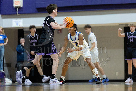 Rockford Christian Boys Varsity Basketball vs Lutheran 1-29-2025-0327