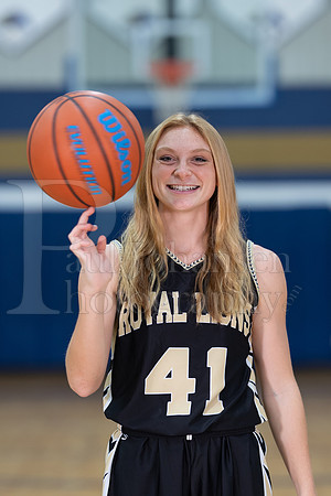 RC Basketball Seniors Banner Shoot 12-2-2021-0163