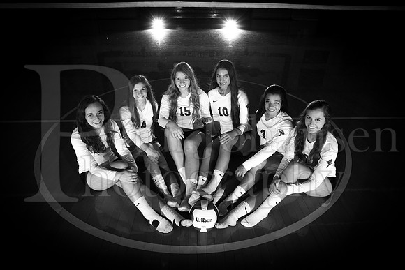 Boylan Girls Volleyball Senior Shoot 9-26-2016-0268-3
