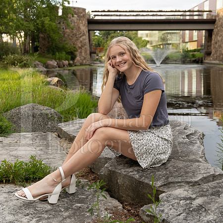 Emma Joiner Senior Images 7-25-2022-0430