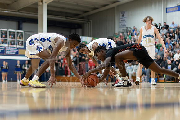 Rockford Christian Boys Varsity Basketball vs Winnebago 12-3-2022-0511