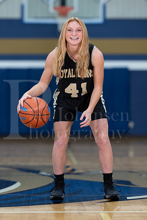 RC Basketball Seniors Banner Shoot 12-2-2021-0157