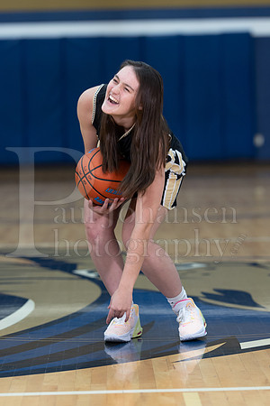 RC Basketball Seniors Banner Shoot 12-2-2021-0109
