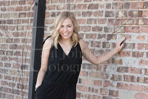 Annie Cyrs Senior Images 4-24-2018-0111