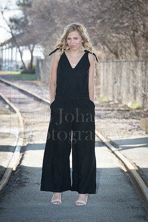 Annie Cyrs Senior Images 4-24-2018-0082