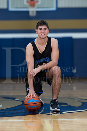 RC Basketball Seniors Banner Shoot 12-2-2021-0271