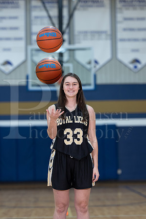 RC Basketball Seniors Banner Shoot 12-2-2021-0105