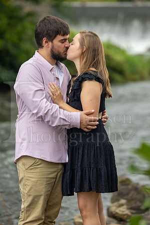Nicole and Jake's Engagement Photos 9-22-2024-0171
