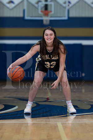 RC Basketball Seniors Banner Shoot 12-2-2021-0089