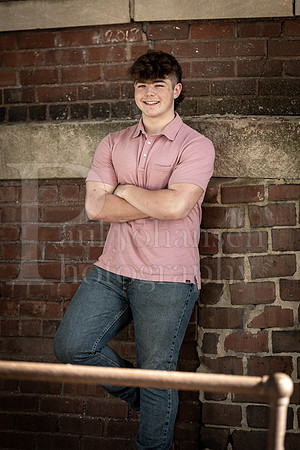 Jayden Vecchione Senior Images 5-3-2024-0015