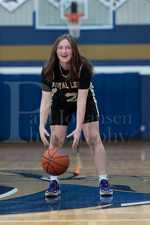 RC Basketball Seniors Banner Shoot 12-2-2021-0027