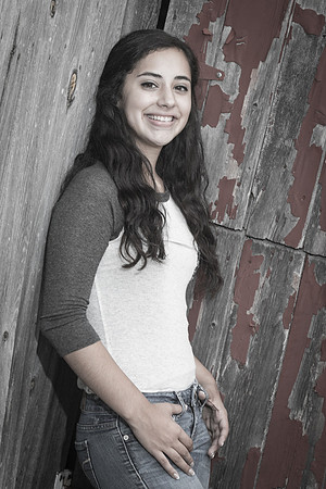Emily Bergez Senior Images 8-10-2014-0686-2